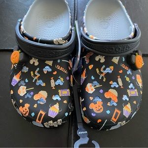 2020 Disney Halloween Crocs